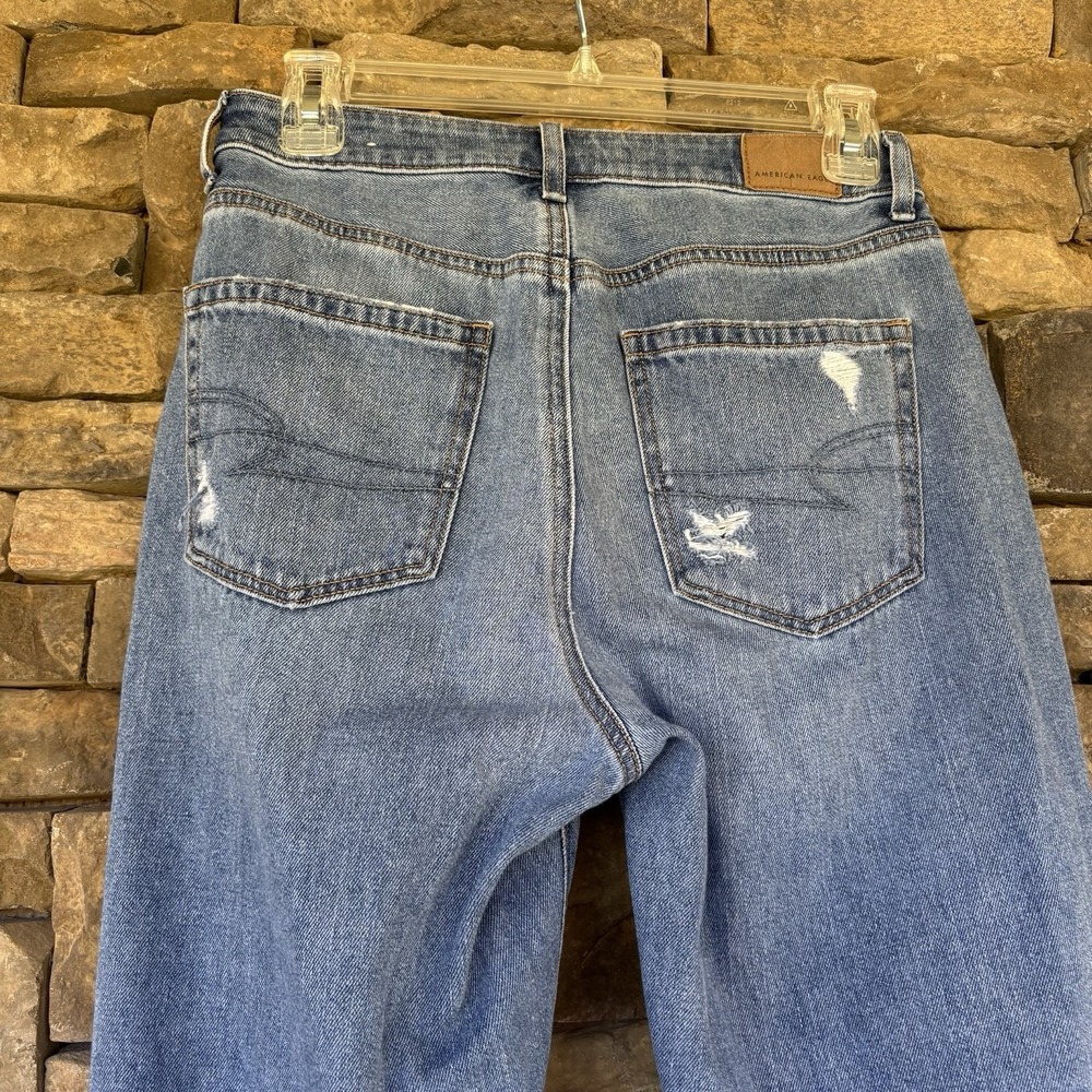 Women's size 4 American Eagle Mom Jeans blue distressed denim High Rise - Picture 6 of 10